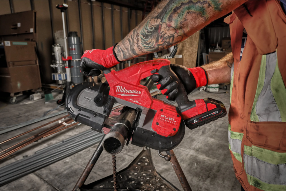 Milwaukee M18 FUEL™ 85mm Compact Bandsaw (Bare) - Image 2