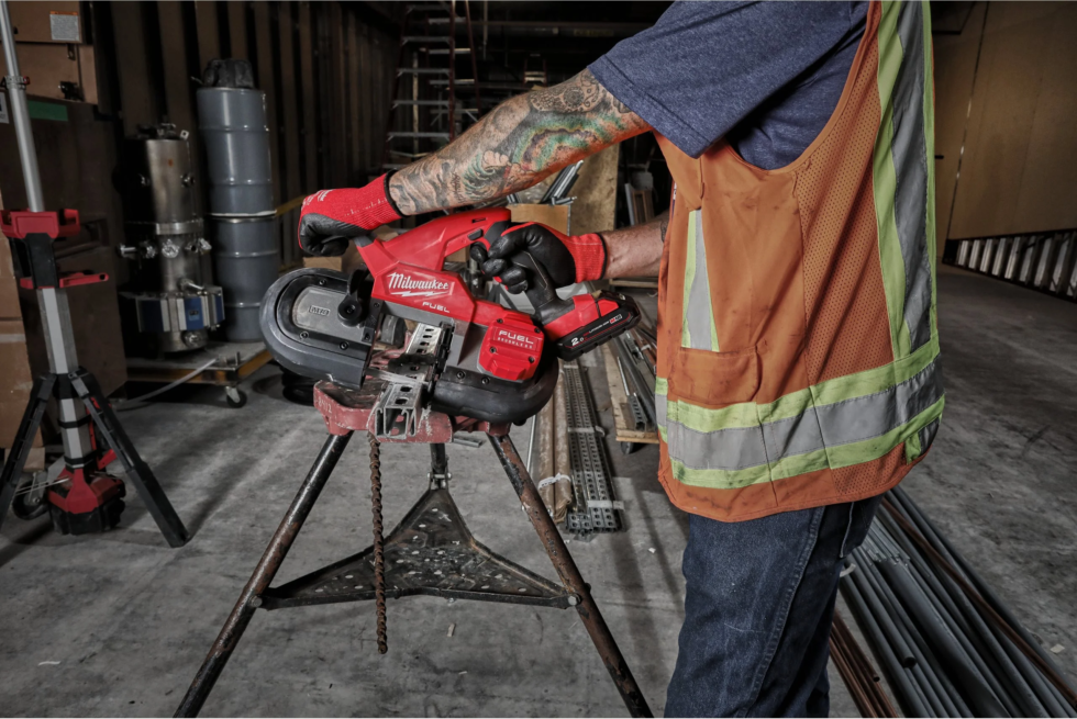 Milwaukee M18 FUEL™ 85mm Compact Bandsaw (Bare) - Image 4
